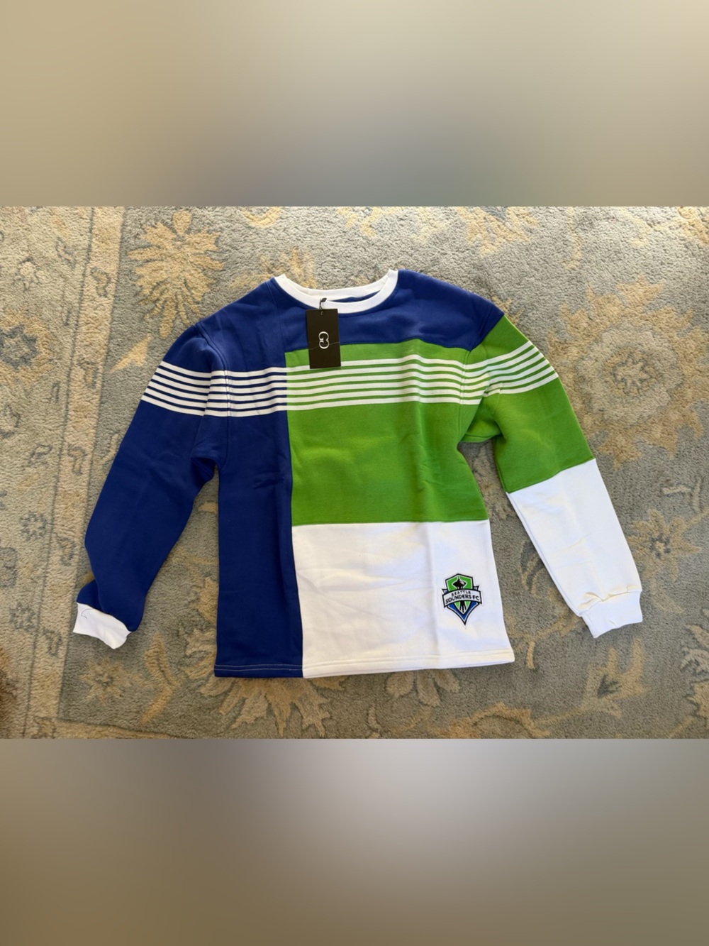 Men's Seattle Sounders logo pullover sweatshirt medium